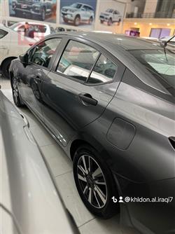 نيسان فيرسا